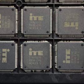 58pcs ITE IT8752TE QFP EC Power IC Micro Controller (Pins flaw) $0.8/pc