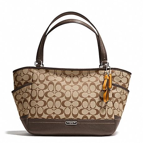 Coach carrie tote shop