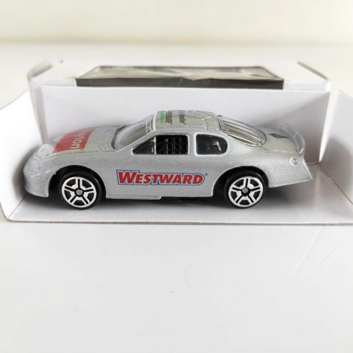 No469ミニカー1/18箱ありCHEVROLET MONTE CARLO NASCAR RACING CAT #96