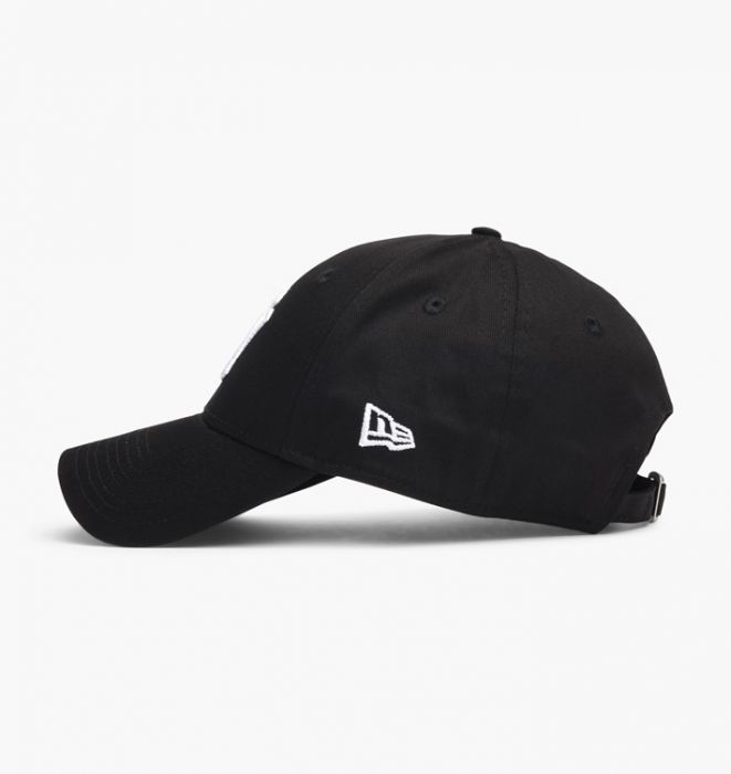 ハット New Era Basic NY Yankees Black Cap 10531941 New Era Unisex New York Yankees Blackout Basic 59Fifty