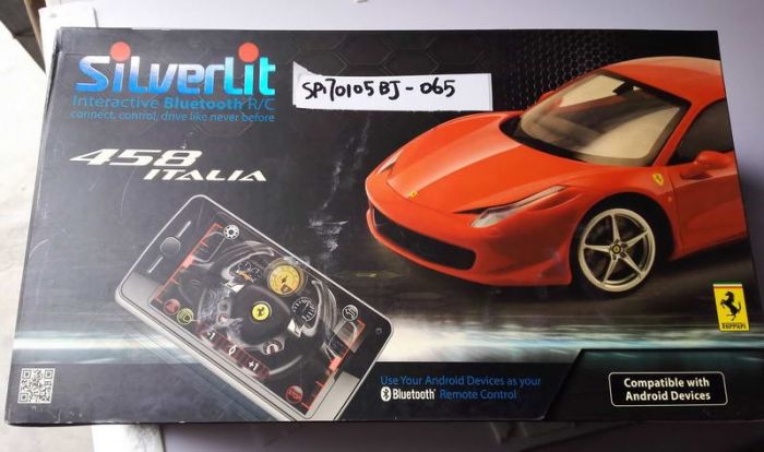 Silverlit 86066 Remote Control Car Ferrari 458 ITALIA Scale 1 16