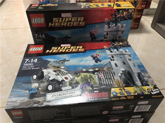 LEGO 76041 Marvel Super Heroes Avengers The Hydra Fortress Smash Set