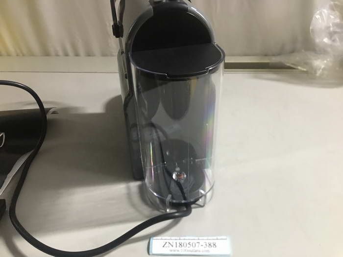 Nespresso Magimix Inissia M105 Coffee Maker 220 240V capsules not included on 100outlets