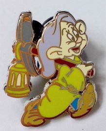 Disney Commemorative badges The dwarf Series of  Carry a hoe