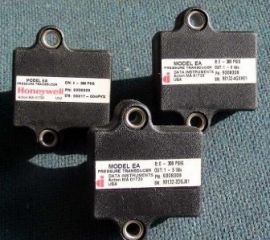 Honeywell Model EA PressureTransducer 9308308 0-300psig (TG02-0200)
