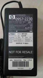 HP AC POWER ADAPTER 0957-2230 charger sold as is