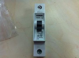 Siemens 5 SX21 C4 277V Circuit breaker