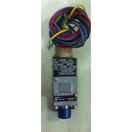 ITT Industries Neo-Dyn 131P42CC6 ADJ Pressure Switch