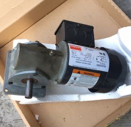 Dayton Right Angle Gearmotor 1XFZ3 173 RPM Torque 31 115V TEFC new