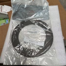 International 3566160C1 GASKET AXLE SHAFT FLANGE