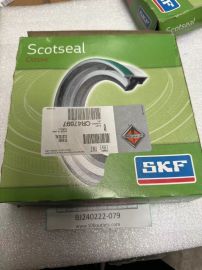 SKF Oil Bath Wheel Hub Seals - Rear/Drive Axle - H/D Truck Classic Scotseal (CR)