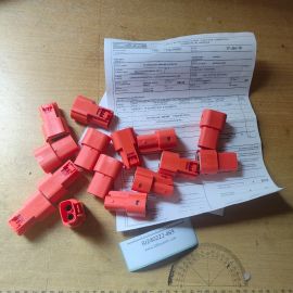 15PCS TE 1587819-1 PLUG ASSY KEY AHVA280-PHI