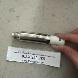 ENTERGRIS WG2FT1R2 Online Gas Filter 3000psi used