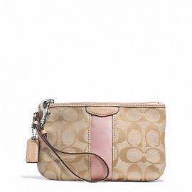 SIGNATURE STRIPE MEDIUM WRISTLET (COACH F51346)