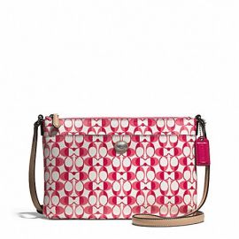 PEYTON EAST/WEST SWINGPACK IN DREAM C COATED CANVAS (COACH F51364)