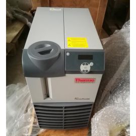 ThermoFisher Scientific 101163010000001 ThermoFlex 900 Recirculating Chiller