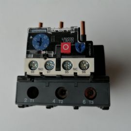 Telemecanique LR2D33 Overload Relay