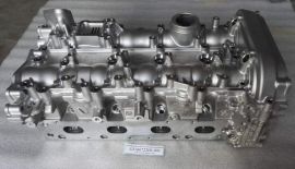 Genuine Mercedes-Benz A2740102105 engine cover cylinder head Sprinter C200 E260 E300 GLC260 GLK260 M274 2.0L