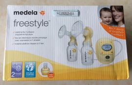 Medela Freestyle Double Electric Breast Pump (DE FR IT)