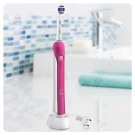 Braun Oral-B Pro 2000 3D White Electric Rechargeable Toothbrush Pink