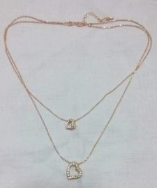 Gold color Heart-shaped Necklace