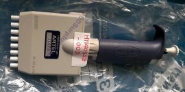 Rainin Pipet-Lite L200 LTS 8 Multi Channel Adjustable 20-200uL Pipet Pipette
