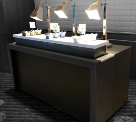 ihs Bar counter Retractable action station with wheels