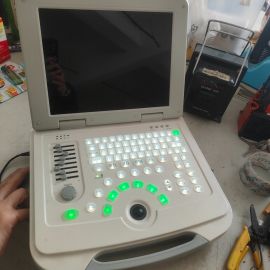 Dawei DW Laptop Full Digital Ultrasound Scanner DW-500 (Repairs needed. Sold As Is)