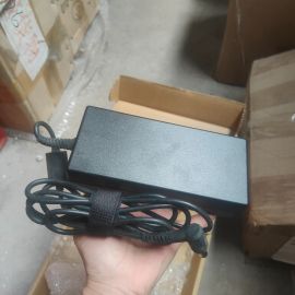 HP 681058-001 697317-001 Power Supply AC Adapter 150W 19.5V