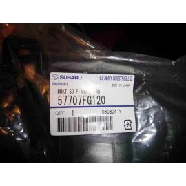 Subaru BRKT SD F WR7 RH 57707FG120