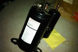 Hitachi ASD084SDPA7JK 350V Compressor 