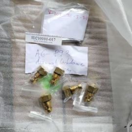 a batch Manual Lockdown screws A6-893