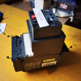 SCHNEIDER ELECTRIC MERLIN GERIN Circuit Breaker with disconnector Compact NSX250NA