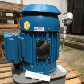 WEG W22 NEMA Premium R00118ET3ER143TC-W22 1HP 1450RPM 143TC TEFC 3PH MOTOR used