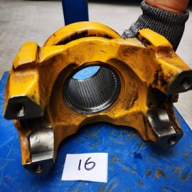 Caterpillar 560-6407 Yoke Assembly-Half Round 5606407 Sold As Is