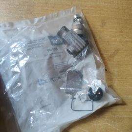 ⁠Parker Hannifin 5004109 Hydraulic Valve Shielded Connector 4+PE Made in Germany⁠