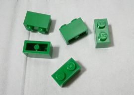 LEGO 3004 Bricks Parts Pieces green