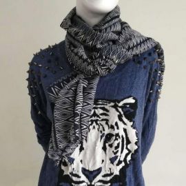 Forever21 Women's Scarves Dark Navy/Cream