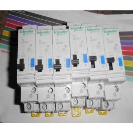 schneider TL 32A 250V Pulse relay TL UNI PLUS NEUTRE