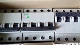 Schneider EZ9F43425 4P-C25 Easy9 MCB 25A 4P Circuit Breaker