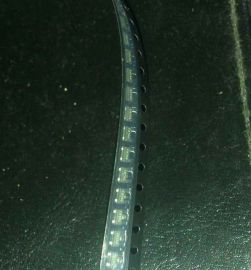 Lot 50 International Rctifier IRLML6402TR MOSFET P-CH 20V 3.7A SOT-23-3 $0.15/pc