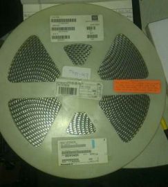 2000pcs Panasonic ERZ-VF2M220 ERZVF2M220 VARISTOR 22V 125A 2-SMD J-LEAD $0.4/pc