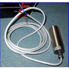 New SCHMERSAL IFL 10-30L-10TP Sensor proximity Switch