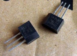 500PC ST Z0402MF Z0402MF1AA2 Z0402 TRIAC 600V 4A TO202-3 $0.3/pc