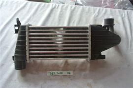 High Quality Engine Auto Radiator PA66-GF30