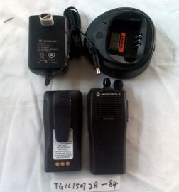 Motorola GP3688 GP-3688 TANAPA PMUE2259CAA 403-440M 4W Radio （Charger 220V input）