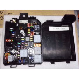 GM 95263744 A6L Fuse and Relay box New