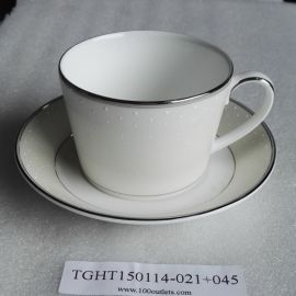 Monique Lhuillier Royal Doulton POINTE D'ESPRIT Tea Cups 8 ounces & Tea Saucer  Set