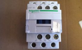 Schneider CAD32M7 TeSys D Control Relay - 3NO,2NC